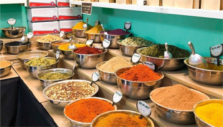 Discover the essential spices of Israeli cuisine
